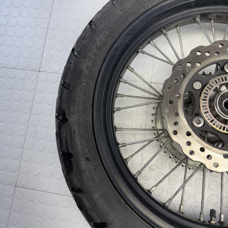 2023 17-24 VERSYS-X 300 KLE300 ABS RUEDA TRASERA MONTAJE ROTOR 410340588 ROTOR OEM Foto 3 de 4