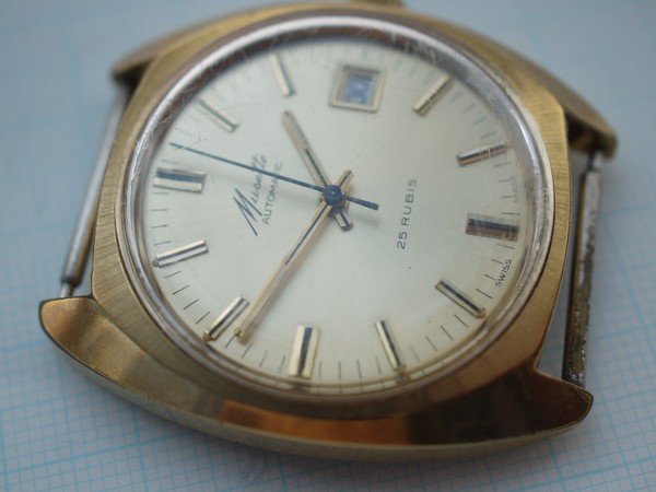 Musette Swiss Automatic 25 Jewels 37mm Gol Plaque -guter Zustand- funktioniert