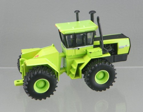 Ertl 2010 CNH Diecast 1:64 Green 1983 Case Steiger Cougar IV KM 280 Farm Tractor - Picture 6 of 8