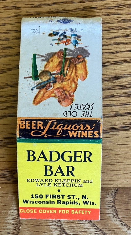Badger Bar -Vintage  Match Cover -Wisconsin Rapids, Wis.