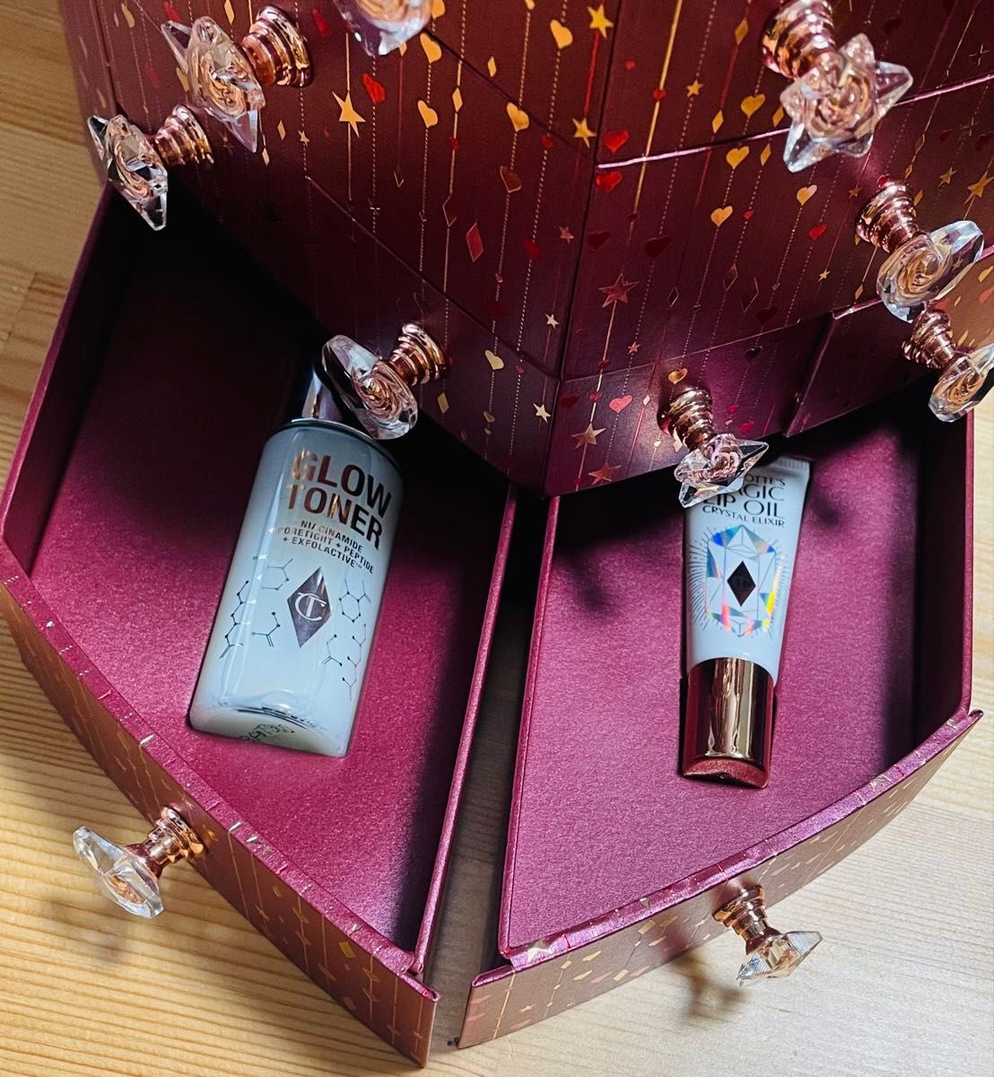 Charlotte Tilbury CHARLOTTE'S BEAUTY TREASURE CHEST OF LOVE