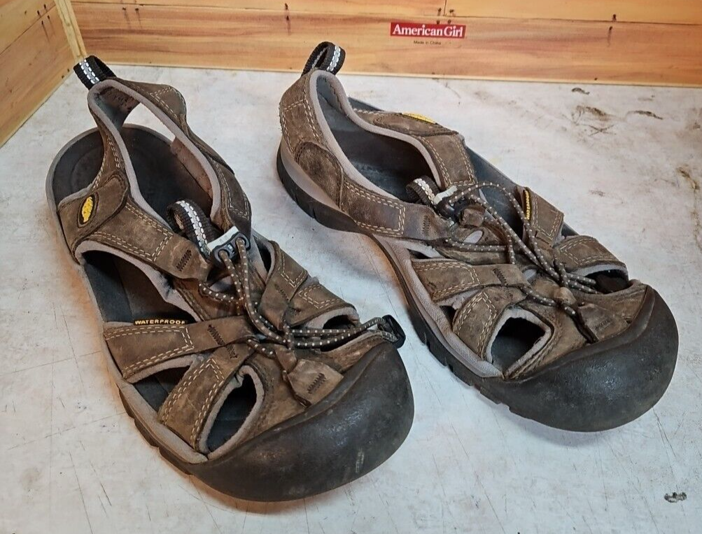 Keen 9 sandali da pescatore donna; marrone