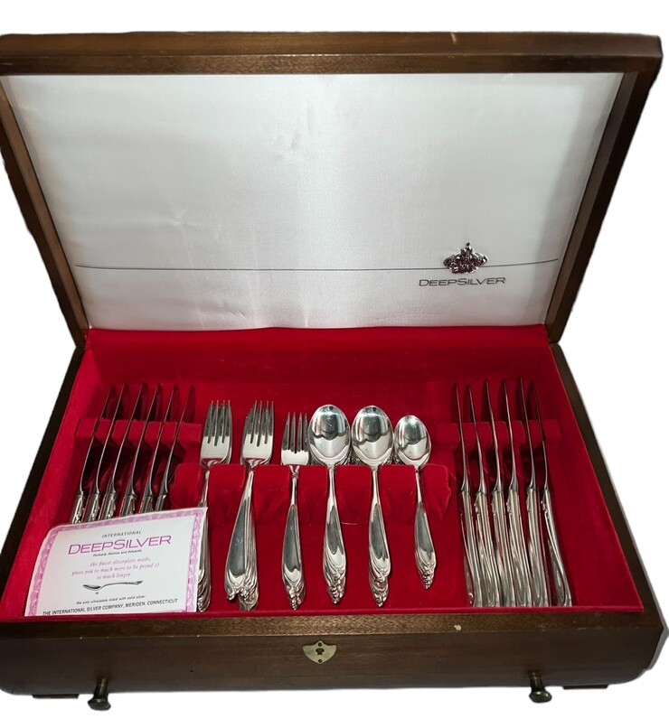 International Silver Delicato Pattern International Silver