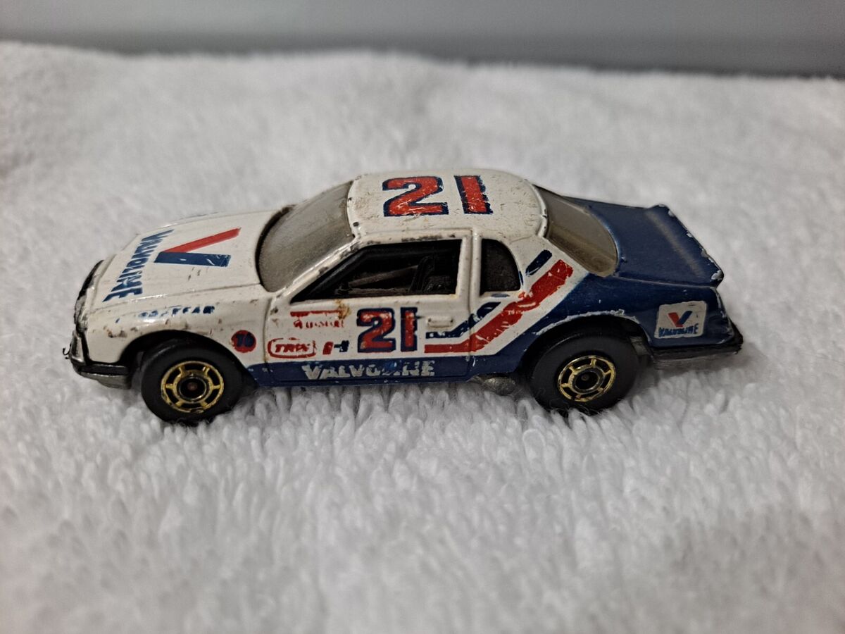 Hot Wheels 1983 Ford Thunderbird Stocker Thunderburner Hot Wheels 1983 Ford Thunderbird Stocker Thunderburner
