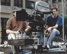 DIRECTOR GUS VAN SANT SIGNED AUTHENTIC 'GOOD WILL HUNTING' 8X10 PHOTO COA MILK