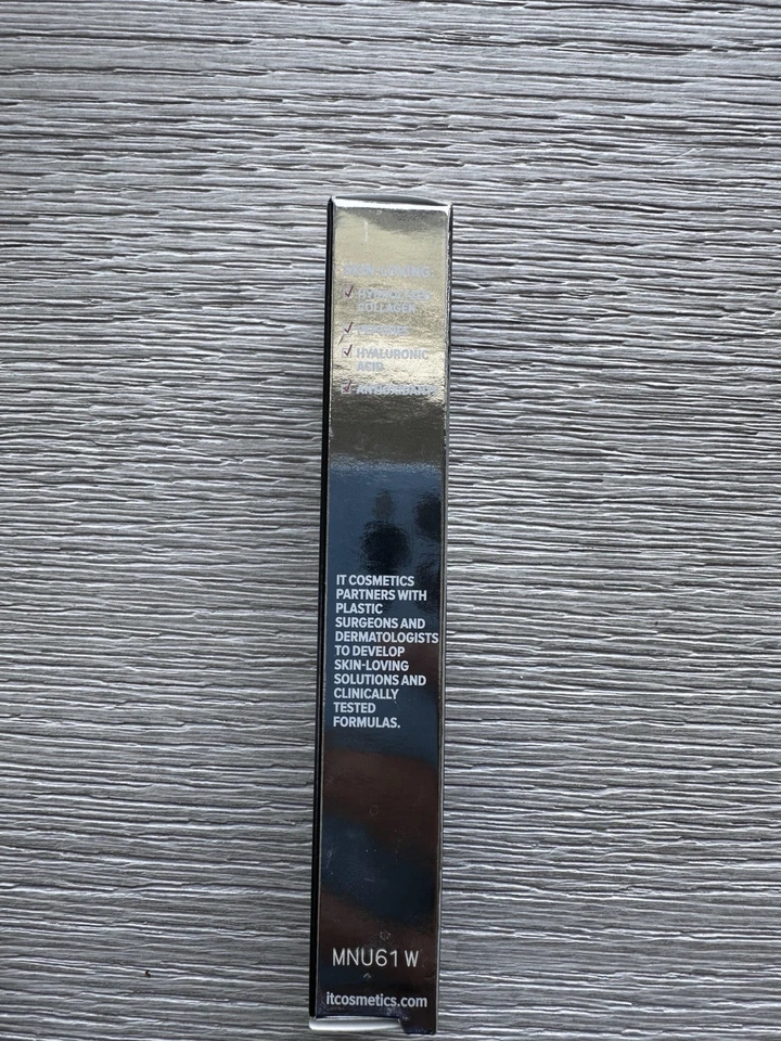 New In Box It Cosmetics Bye Bye Under eye Concealer In 23.5 Medium Amber - Image 3 of 3