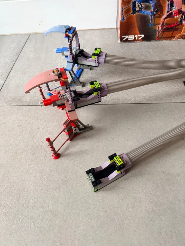 Lego 7317 Life On Mars - Aero Tube Hanger - 100% Complete with box - Image 3 of 4