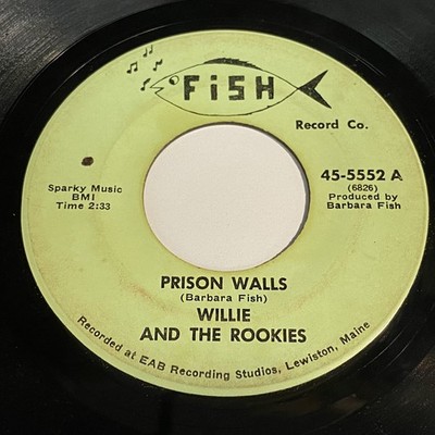 Willie And The Rookies: Prison Walls / But He's Only 18 - Fish 45-5552 - Country