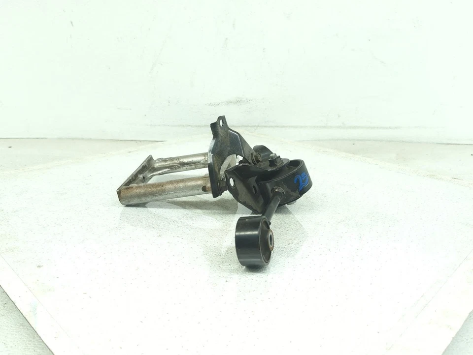 Montaje de varilla de motor Toyota Camry 1997-2003 con soporte - 3,0 L 12363-20020 Foto 2 de 4