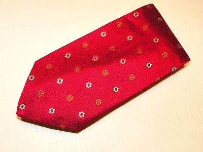 TOM JAMES [ GEOMETRIC/RED ] men's tie 100% Silk Made in USA