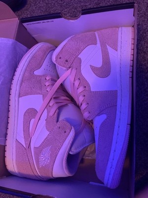 Size 8.5 Jordan 1 Mid SE Craft white pink color never worn still in box