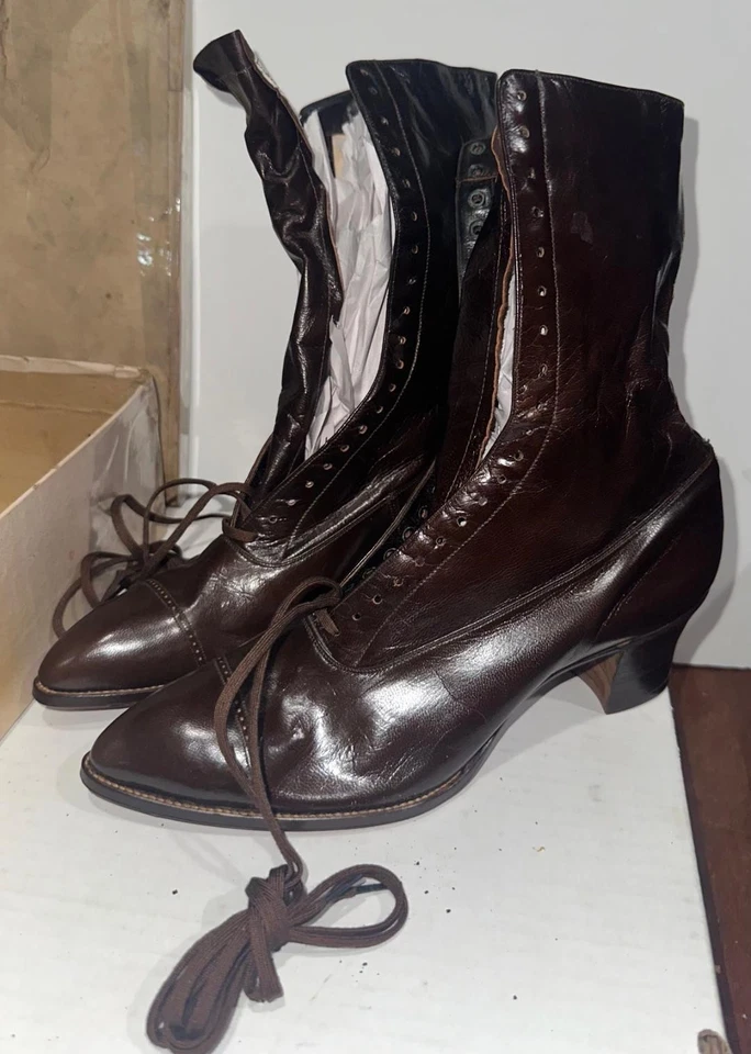 Antique The Selby Shoe Co. New Old Stock Edwardian Victorian Lace Up Brown Boots - Image 2 of 4
