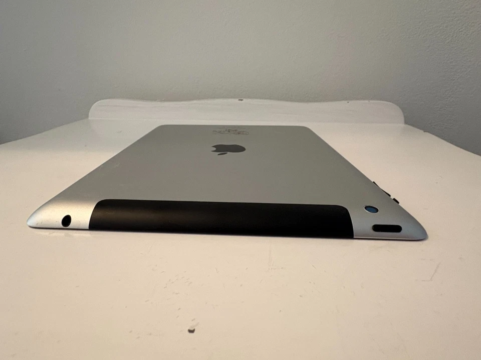 Apple iPad 4th Gen. 16GB, Wi-Fi+Cellular, 9.7in - Black & Slate, 2012 A1460 - Image 4 of 4