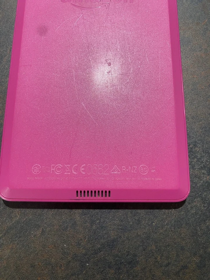 Amazon Fire HD 6 4th Generation - Purple - Image 2 of 4