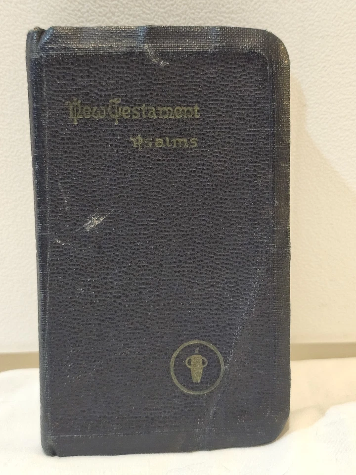 Vintage WWII Military New Testament Pocket Bible 1943 Edition Gideons Copr-1941 Foto 2 de 4