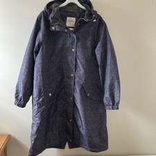 Joules Holkham Women’s Packable Raincoat Navy Floral 14