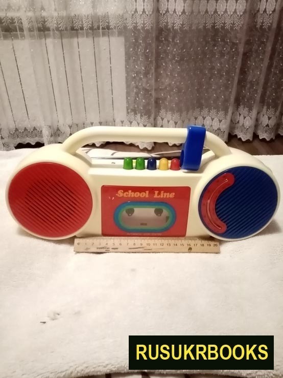 KID-18 Children's tape recorder with AM/FM radio from China
