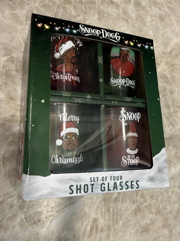 Snoop Dogg Set Of Four Christmas Shot Glasses NIB