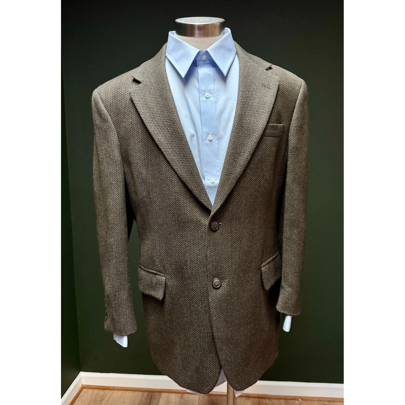 Jos. A. Bank Men's Brown Wool Cashmere Herringbone Tweed Two Button Blazer 41R