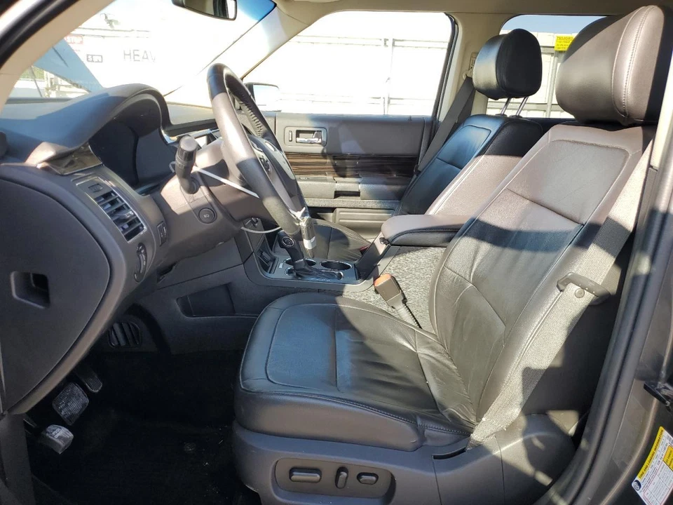 2018 Ford Flex Right Front Door Trim Panel Gray 4DR SUV Used OEM 3562700 Foto 2 de 4