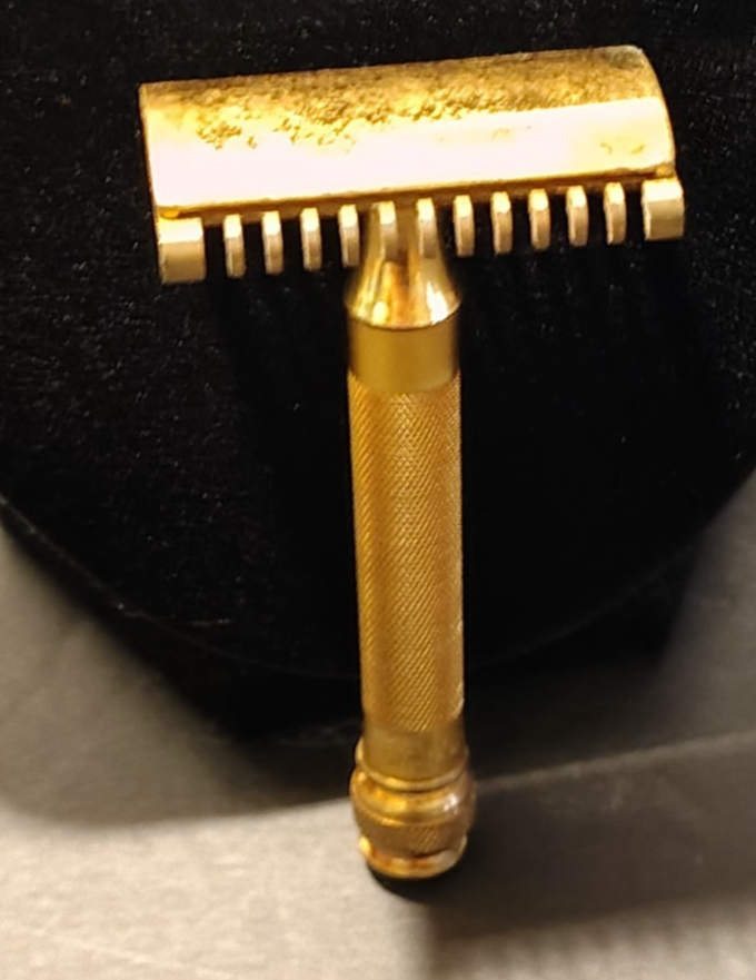 Vintage Gillette Gold Brass Ball End Safety Razor Open Comb Edge