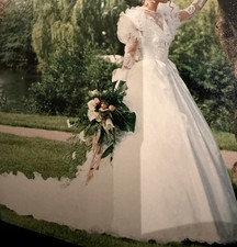 Traum Kleid Hochzeit Braut  langarm S 36 Weiß Silber, abnehmbare Schleppe