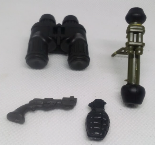 Lot Toy Soldier Weapon Accessories 21 pieces - Picture 3 of 6