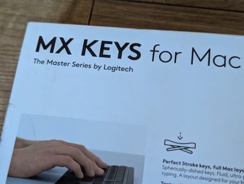 Logitech MX Keys for Mac advanced wireless illuminated Bluetooth keyboard QWERTY - Picture 12 of 21
