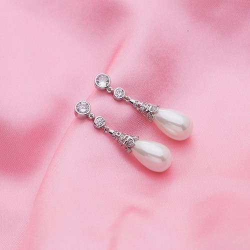 Collingwood Shell Pearl Earrings, Princess of Wales Reproduction with 5A CZ - Picture 3 of 24