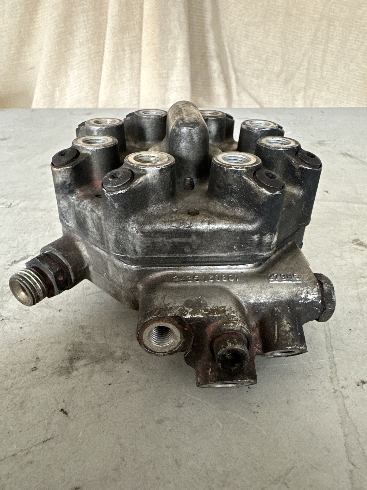 OEM Ferrari 308 Fuel Distributor Unit Only 70000650 P/R READ
