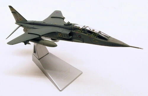 Coches, camiones y furgonetas de automodelismo y aeromodelismo Corgi de escala 1:72