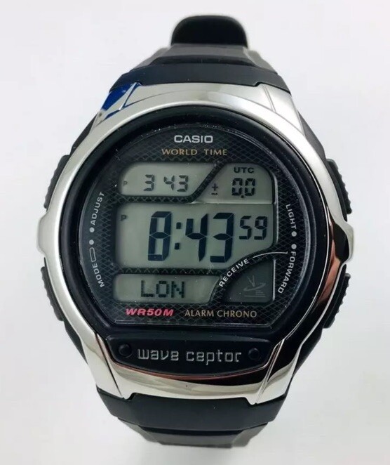 Casio Men's Watch Wave Ceptor Illuminator World Time Alarm Chrono