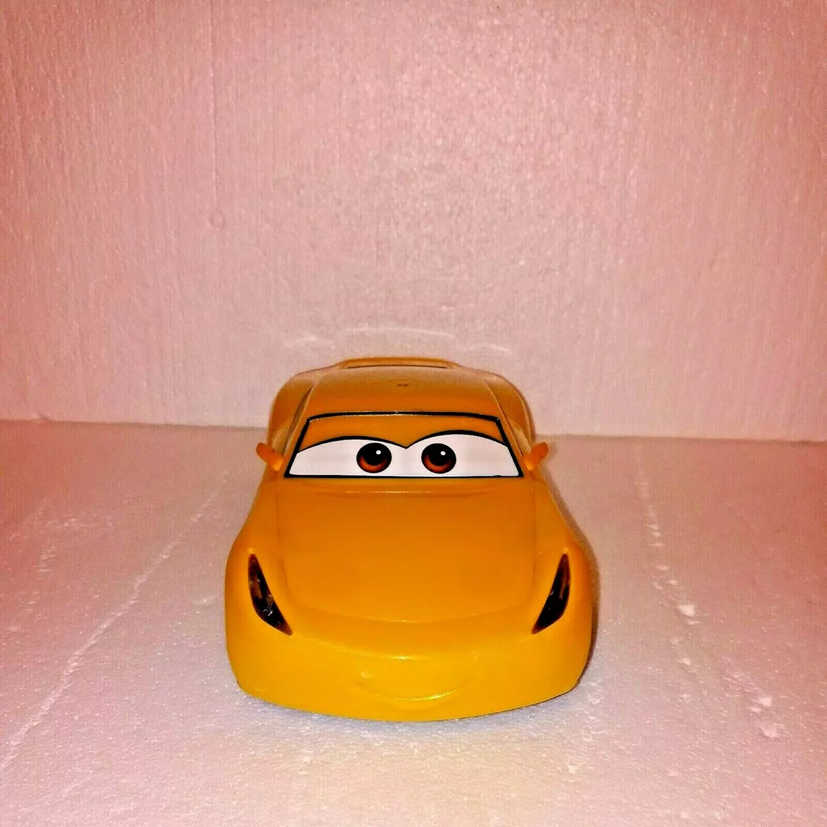 Disney/Pixar Cars 3 Movie Moves Lightning McQueen 