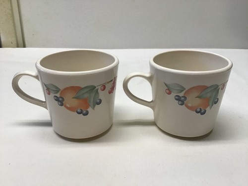 2-Vintage Corning Ware Abundance Fruit Pattern Coffee Cups - Foto 7 di 17