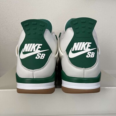 Air Jordan 4 SB x Pine Green DR5415-103 Men's Size US 9 LEGIT