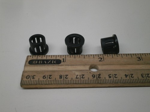 Lot of 20 Heyco Snap Bushing 0.312" Inside Diameter, 0.437" Mounting Hole Dia. - Picture 2 of 3