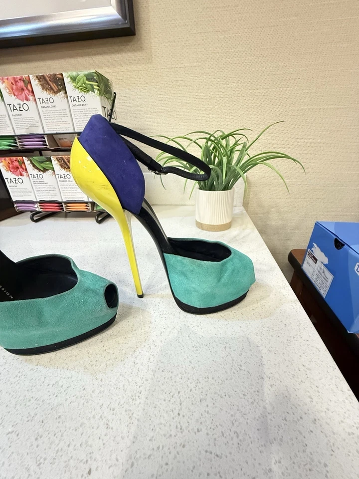 Giuseppe Zanotti Women's High Heels Tops Size 36 - Image 3 of 4