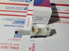 ACDELCO GM Genuine Parts 19330547 Clutch Engine Brake Stop Light Switch 5 Pin 