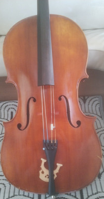 Cello  labelled Georges Apparut annee 1935 No 714 and stamped internally