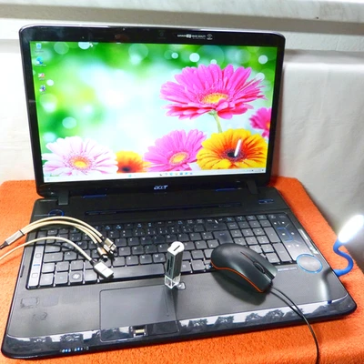 Acer 8942 Kino  18 Zoll GEMSTONE Windows 11 l 8GB RAM NEU QUAD Core i7 I BLURAY - Bild 1 von 4