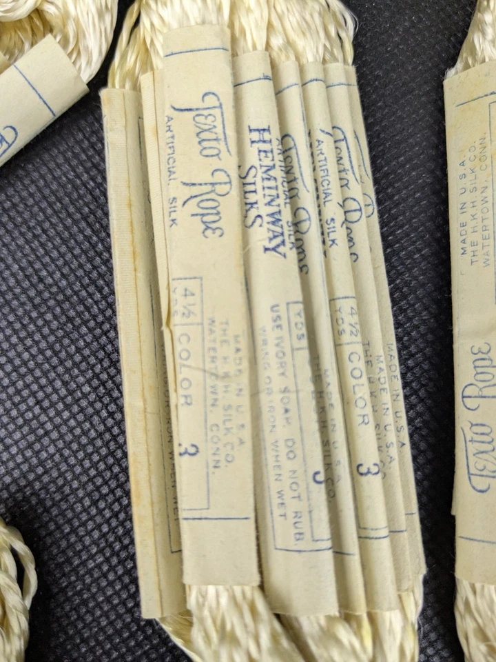 Antique 1920s Heminway Texto Rope Artificial Silk Needlecraft Skeins Lot Cream - Image 3 of 4