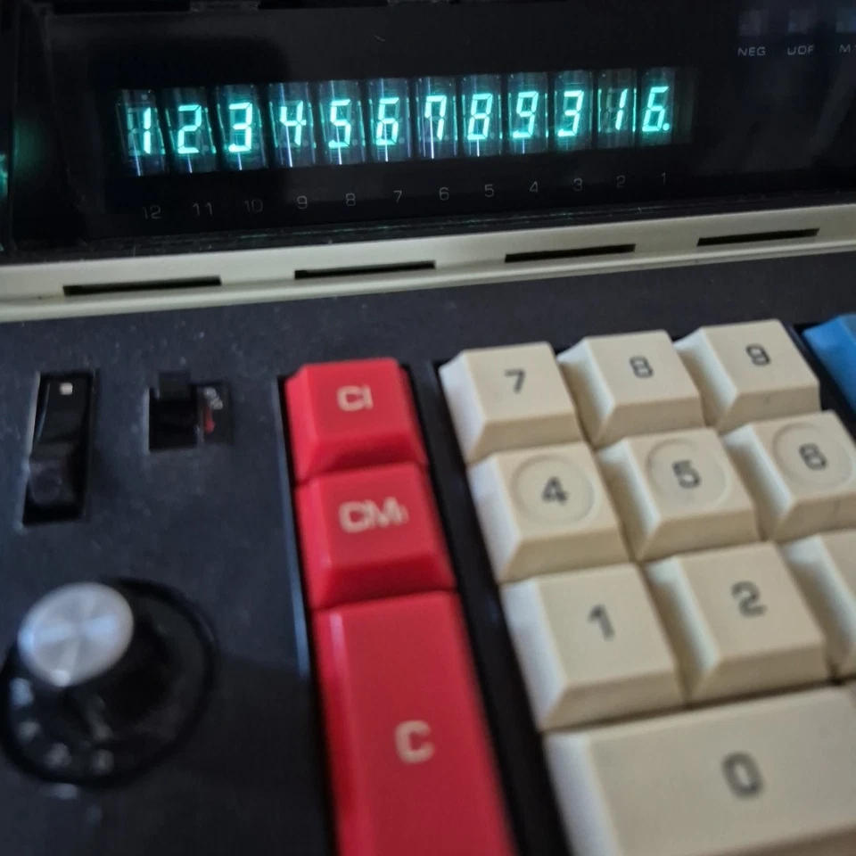 Hitachi KK521 Vintage Calculator 1972 Vacuum Tube Display Tested Working - Image 3 of 4