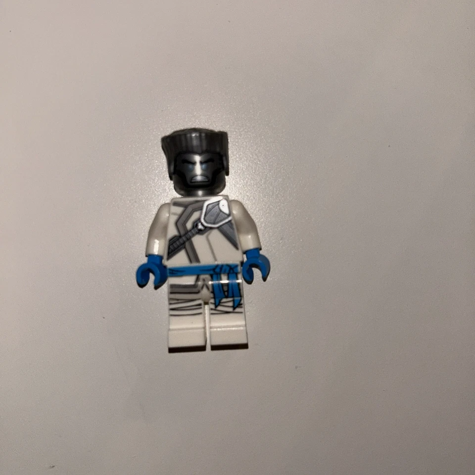 Lego Marvel, Ninjago und Dc Minifigurenkollektion - Bild 4 von 4