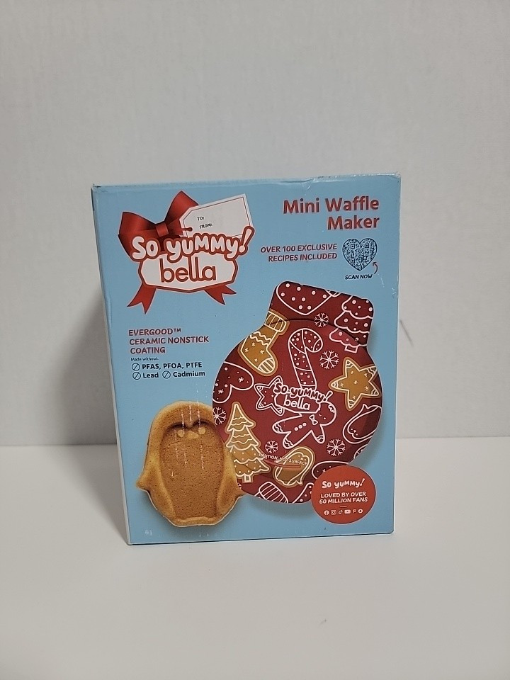 Bella Mini Waffle Maker Christmas Red Holiday Penguin Edition New