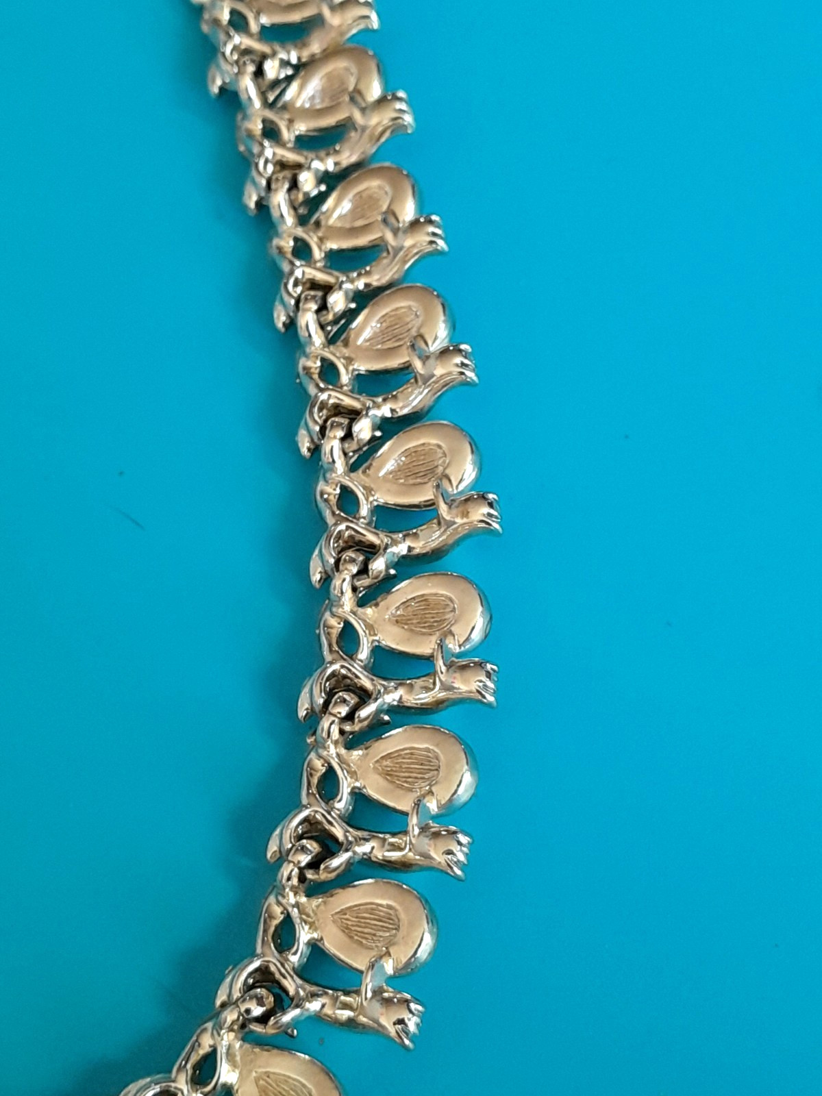 Pretty Signed Lisner Multi Rhinestone Necklace Si… - image 8