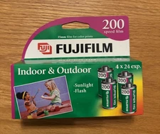 FUJIFILM SUPER HQ 35MM 200 SPEED 4 PACK X 24 EXPOSURES EXPIRED 5/2007