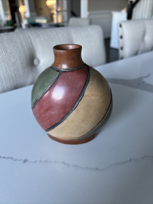 Clay Pottery Vase Signed Smoncada 5” Tall Base. Beautiful Colors Great Cond