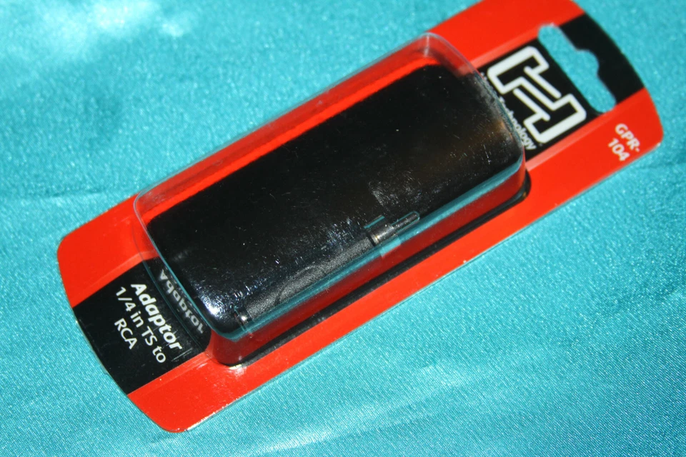 Hosa 1/4" Female to Male RCA Adapter, GPR-104 - Image 2 of 3