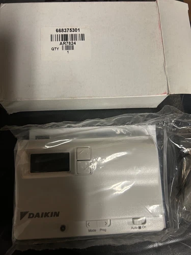 NOS New Daikin 668375301 programmable thermostat AR7824