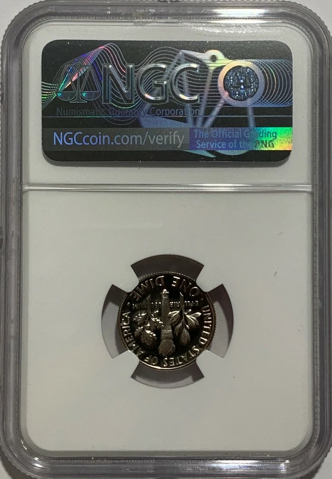 1979 S Type 1 Gem Proof Roosevelt Dime NGC PF70 Ultra Cameo 10c Portrait Label - Image 2 of 3